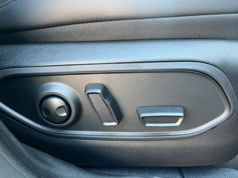 New 2026 Jeep Cherokee Limited image 27