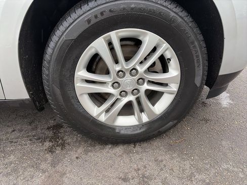 Used 2020 Buick Enclave Essence AWD/4WD image 12