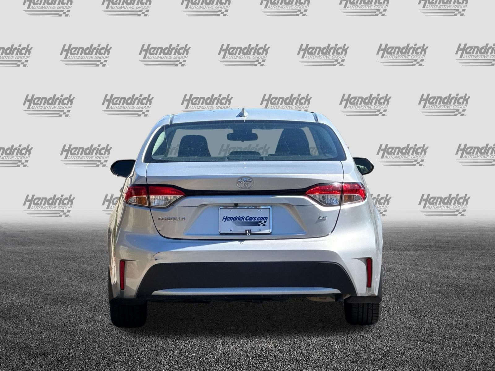 Used 2020 Toyota Corolla LE FWD image 6