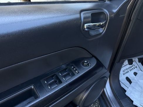 Used 2016 Jeep Compass Sport w/ Power Value Group image 11