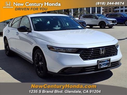 New 2025 Honda Accord SE image 3
