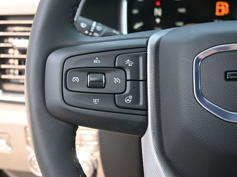 New 2026 GMC Sierra 3500 Denali w/ Denali Reserve Package image 35