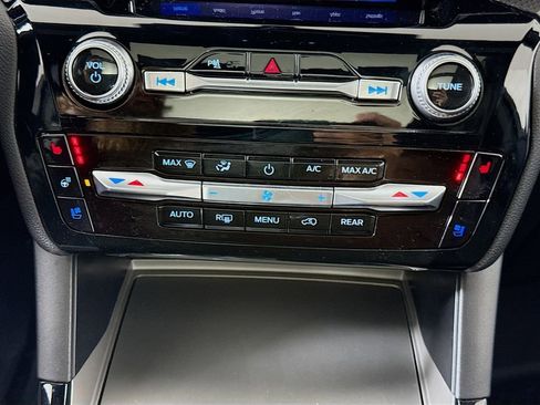 Used 2023 Ford Explorer ST w/ Equipment Group 401A image 16