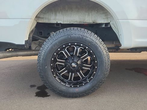 Used 2021 Ford F250 XLT w/ XLT Value Package image 14