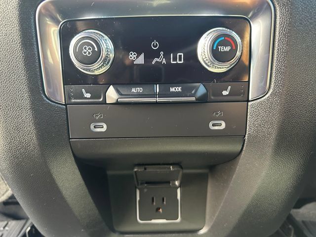Used 2024 GMC Yukon Denali w/ Max Trailering Package AWD/4WD image 23