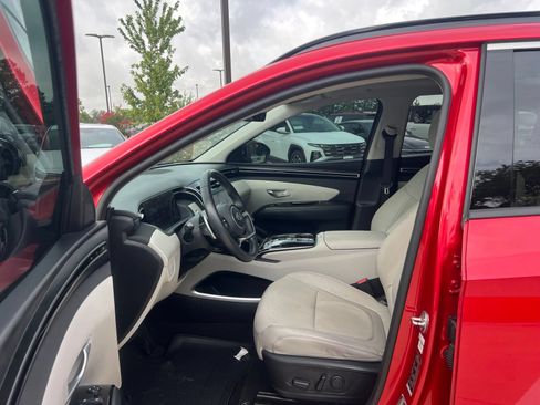 Used 2023 Hyundai Tucson Limited AWD/4WD image 25