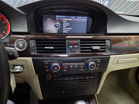 Used 2013 BMW 328i Convertible RWD image 22