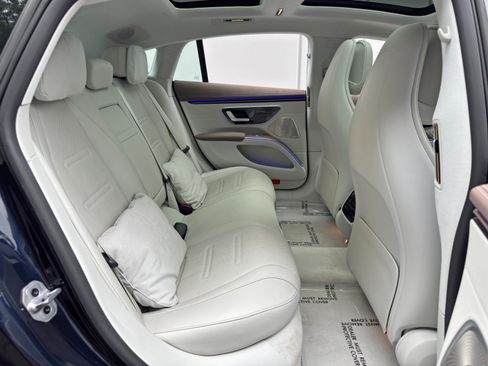 Used 2022 Mercedes-Benz EQS AMG 4MATIC image 50