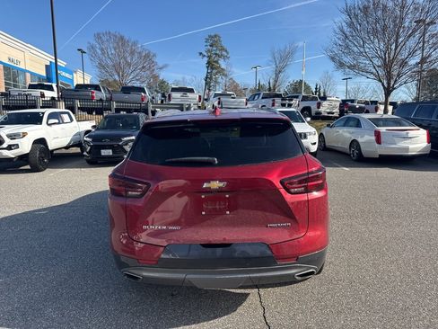 Used 2024 Chevrolet Blazer Premier w/ Enhanced Convenience Package image 4