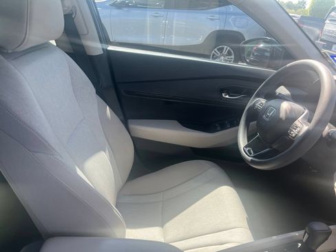 Used 2023 Honda Accord EX image 4