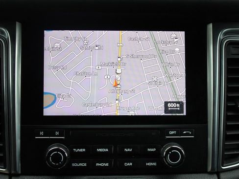 Certified 2017 Porsche Macan GTS image 29