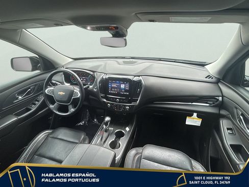 Certified 2021 Chevrolet Traverse Premier FWD image 30