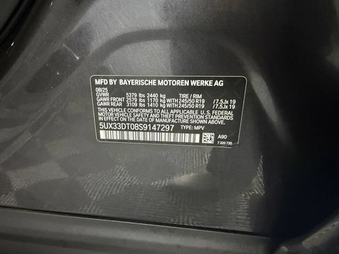 Used 2025 BMW X4 xDrive30i AWD/4WD image 36