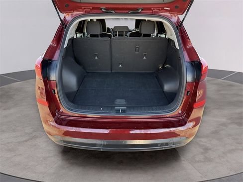 Used 2020 Hyundai Tucson SE image 18