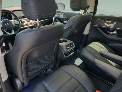 Certified 2023 Mercedes-Benz GLS 580 4MATIC image 11