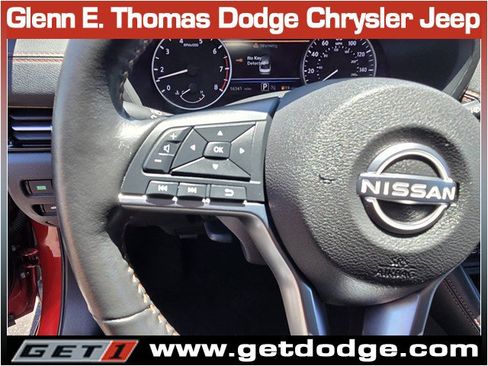 Used 2024 Nissan Sentra SR w/ SR Premium Package FWD image 19