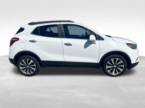 Used 2021 Buick Encore Preferred AWD/4WD image 4