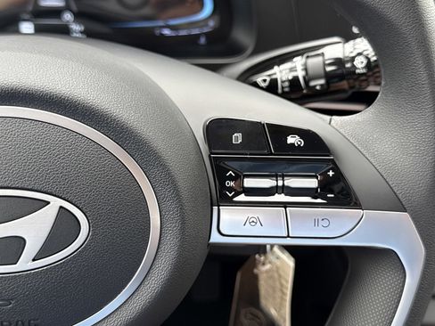 New 2026 Hyundai Elantra SE FWD image 20