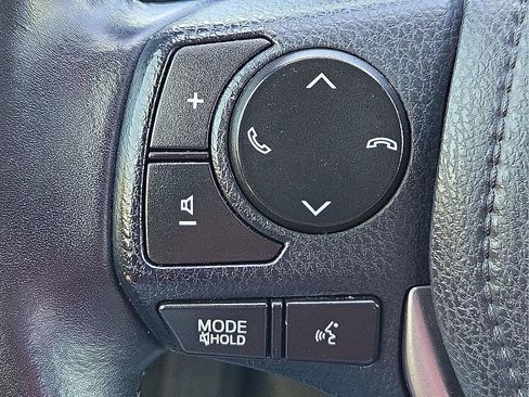 Used 2016 Toyota RAV4 SE w/ Advanced Technology Package image 19