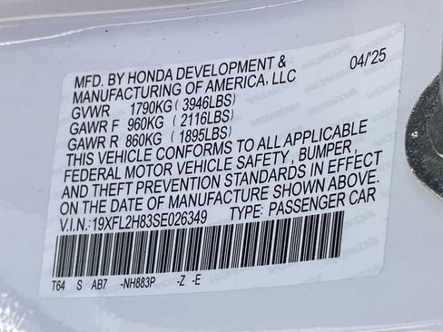 Certified 2025 Honda Civic Sport image 29
