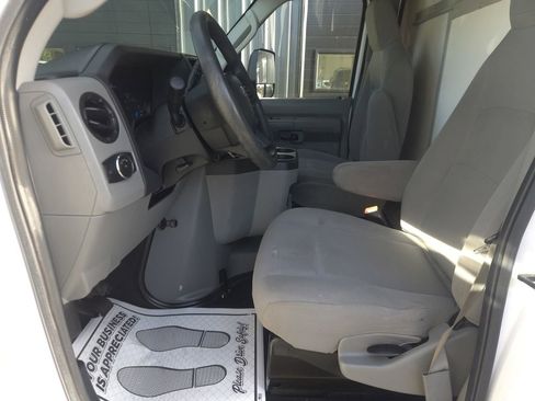 Used 2022 Ford E-350 and Econoline 350 Super Duty w/ Power Windows & Locks Group RWD image 16