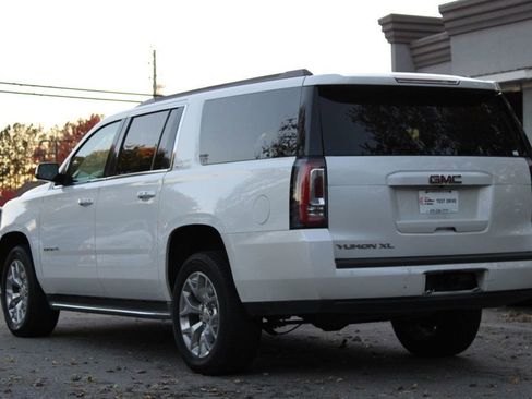 Used 2018 GMC Yukon XL SLT w/ Open Road Package image 5