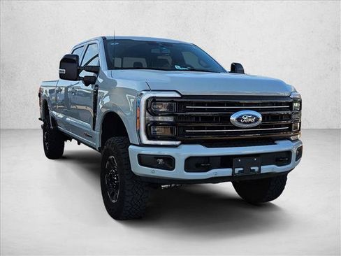 Used 2025 Ford F250 Platinum w/ Tremor Off-Road Package AWD/4WD image 3
