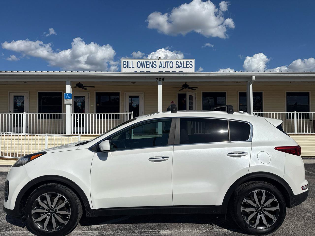 Used 2017 Kia Sportage EX FWD image 2