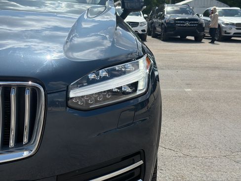 Used 2025 Volvo XC90 B5 Plus w/ Protection Package Premier AWD/4WD image 9