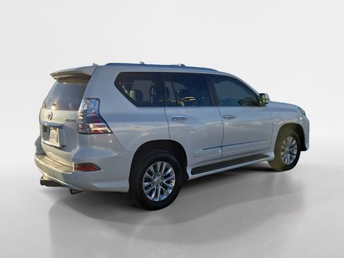 Used 2016 Lexus GX 460 w/ Premium Package AWD/4WD image 6