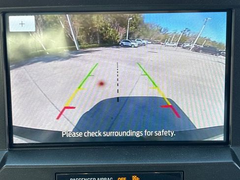 Used 2019 Ford F150 Lariat w/ Trailer Tow Package image 16