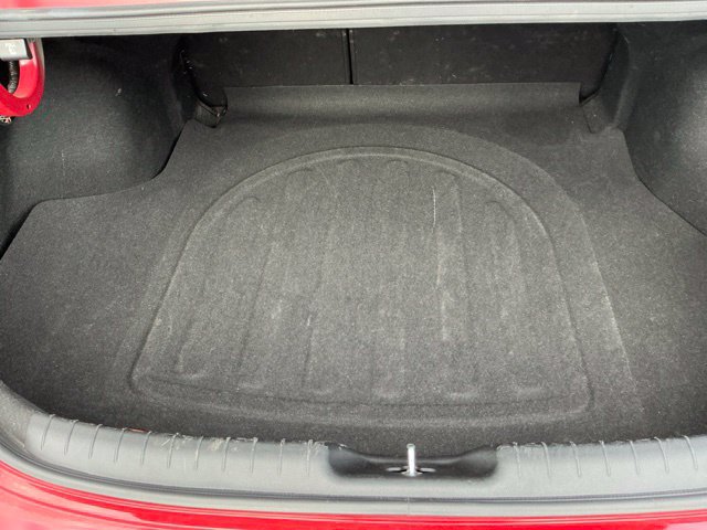 Used 2025 Hyundai Elantra Limited FWD image 13