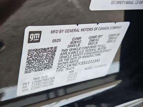 Used 2025 Chevrolet Silverado 2500 LT w/ Convenience Package image 37