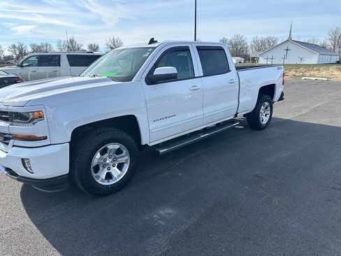 Used 2018 Chevrolet Silverado 1500 LT w/ All Star Edition image 5