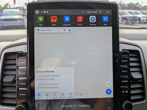 Used 2018 Nissan Frontier SV w/ Value Truck Package RWD image 24