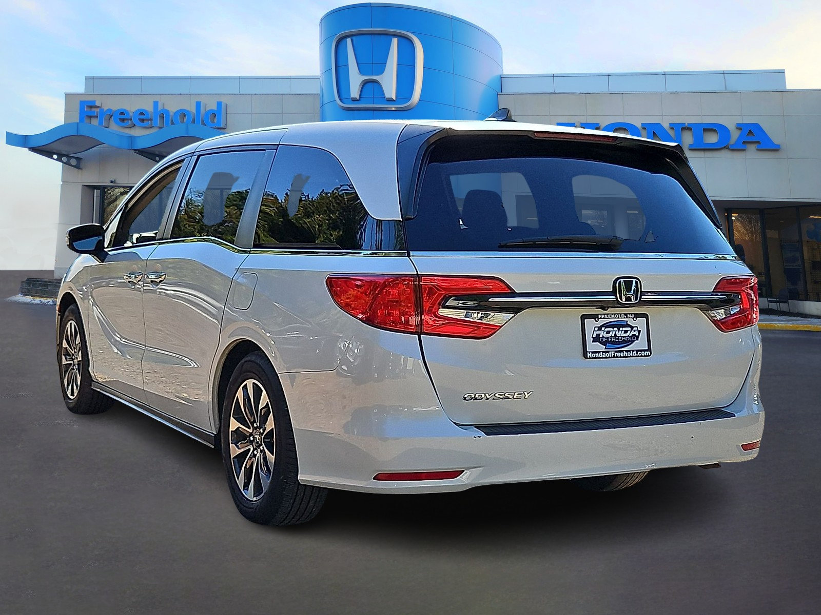 Used 2021 Honda Odyssey EX-L image 5