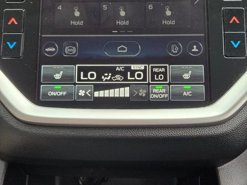 Used 2023 Subaru Ascent Limited AWD/4WD image 17