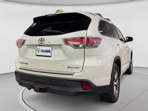 Used 2015 Toyota Highlander XLE AWD/4WD image 10