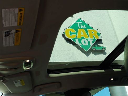 Used 2018 Volvo S90 T8 Momentum w/ Convenience Package image 68