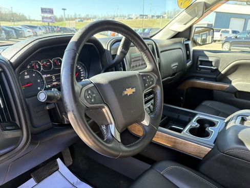 Used 2015 Chevrolet Silverado 1500 LTZ image 29