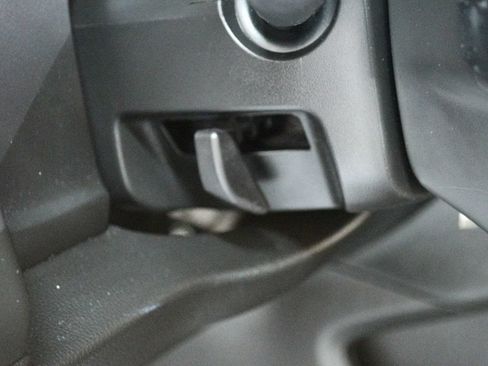 Used 2017 Chevrolet Suburban LS RWD image 59