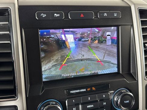Used 2020 Ford F150 Lariat AWD/4WD image 18