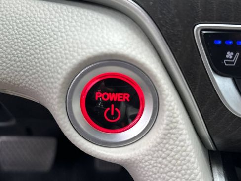Used 2018 Honda Accord Touring image 20