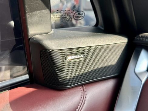 Used 2023 Land Rover Range Rover SE image 26