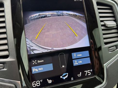 Used 2020 Volvo XC90 T5 Momentum w/ Protection Package Premier image 44