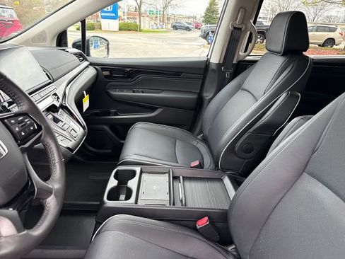 Certified 2025 Honda Odyssey Elite image 14