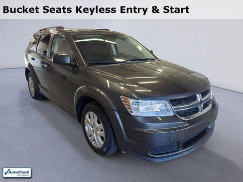 Used 2016 Dodge Journey SE image 1