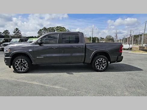 New 2026 RAM 1500 Laramie w/ Sport Appearance Package AWD/4WD image 27