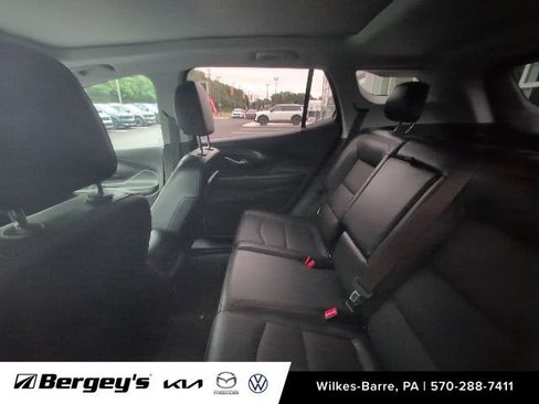 Used 2019 GMC Terrain SLT w/ Preferred Package AWD/4WD image 12