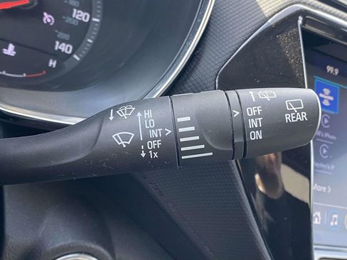 Used 2023 Chevrolet TrailBlazer LT w/ Convenience Package image 21